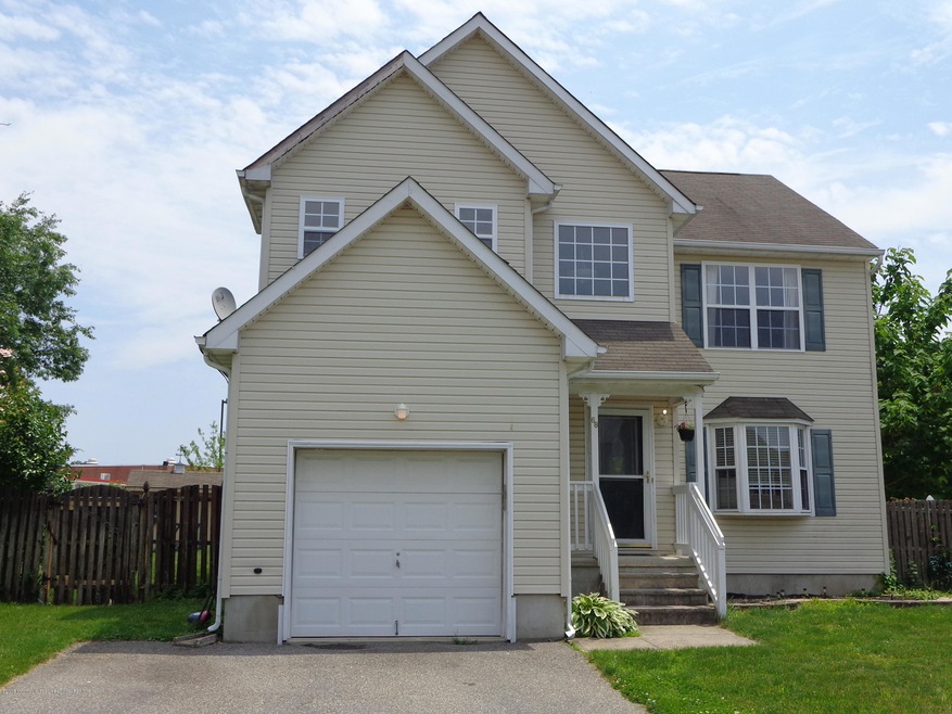 68 Dolphin Circle E, Bayville 6.9.18