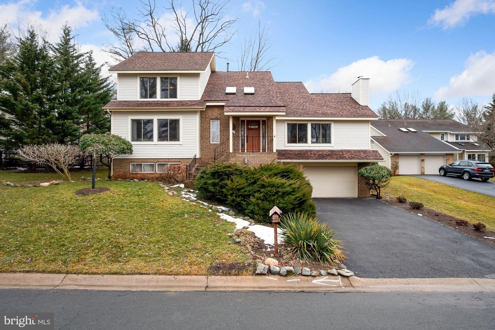 14613 Dehaven Ct, North Potomac, MD 20878 - photo 1