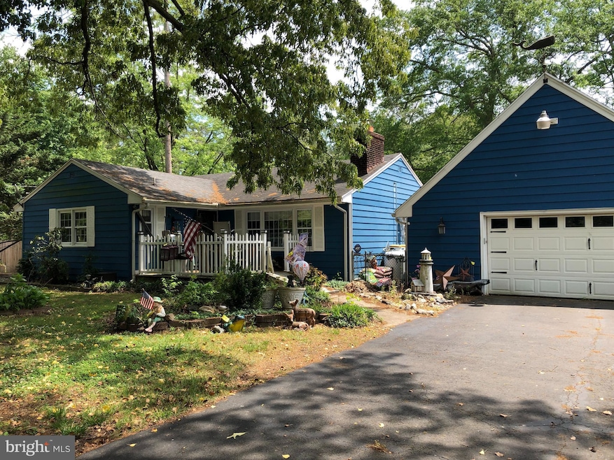 125 Allen Ave, Laurel, DE 19956 - photo 1