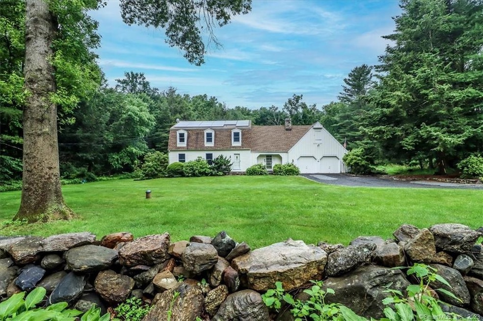 10 Great Ring Rd, Sandy Hook, CT 06482 - photo 1