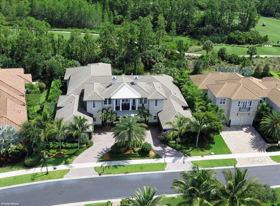 105 Via Palacio, Palm Beach Gardens