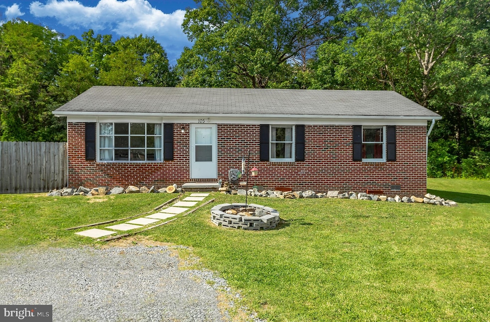 105 Sugar Creek Ct, Stephens City, VA 22655 - photo 1