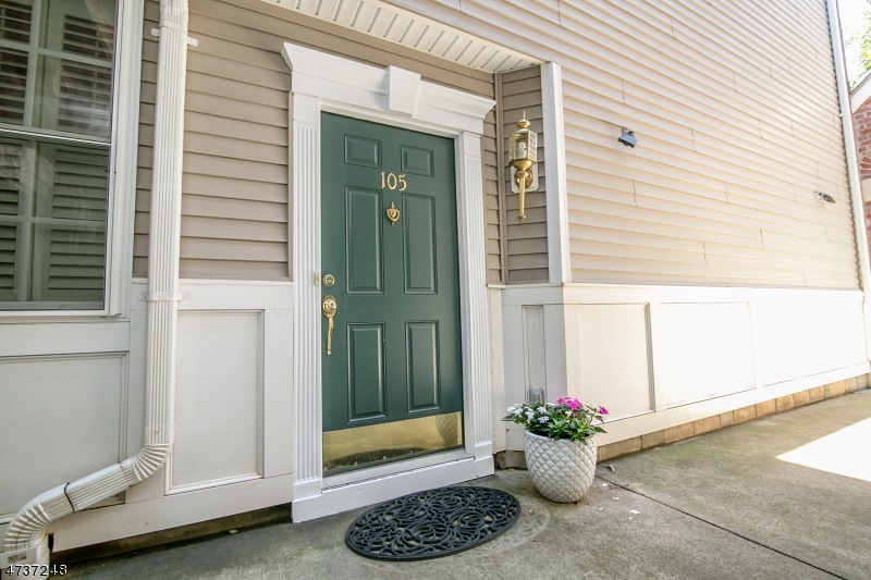 105 Donato Cir, Scotch Plains, NJ 07076 - photo 1