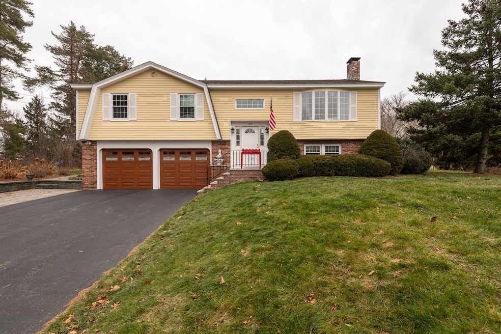 140 Bradford St, North Andover, MA 01845 - photo 1