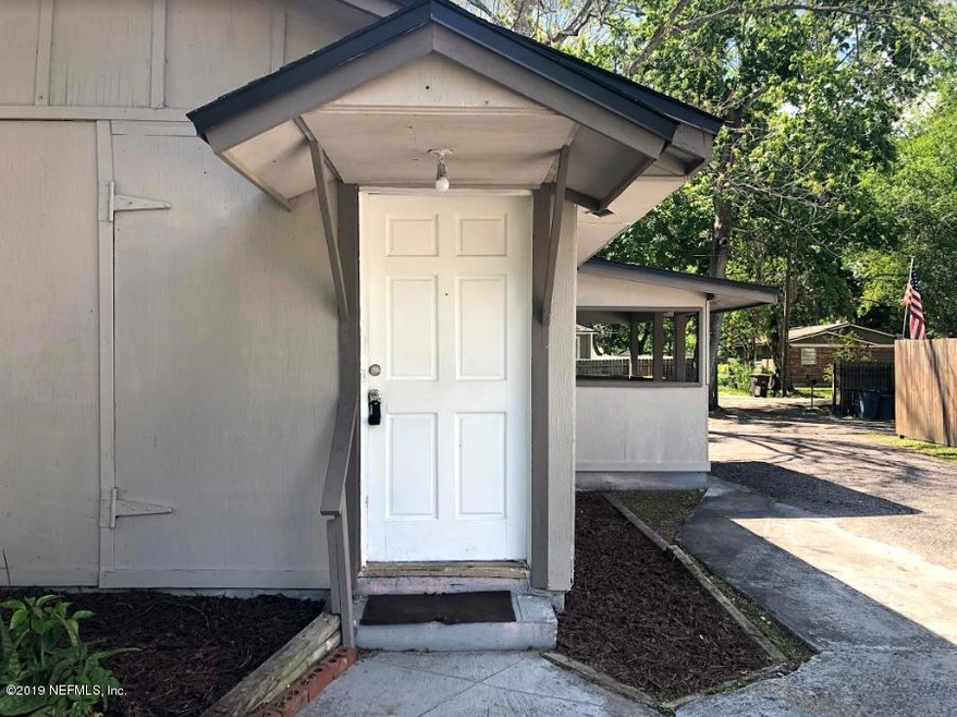 5419 Woodcrest Rd unit A, Jacksonville, FL 32205 - photo 1