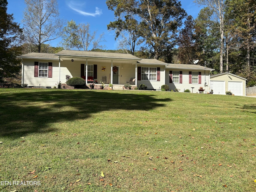 139 Butterfly Ln, Heiskell, TN 37754 - photo 1