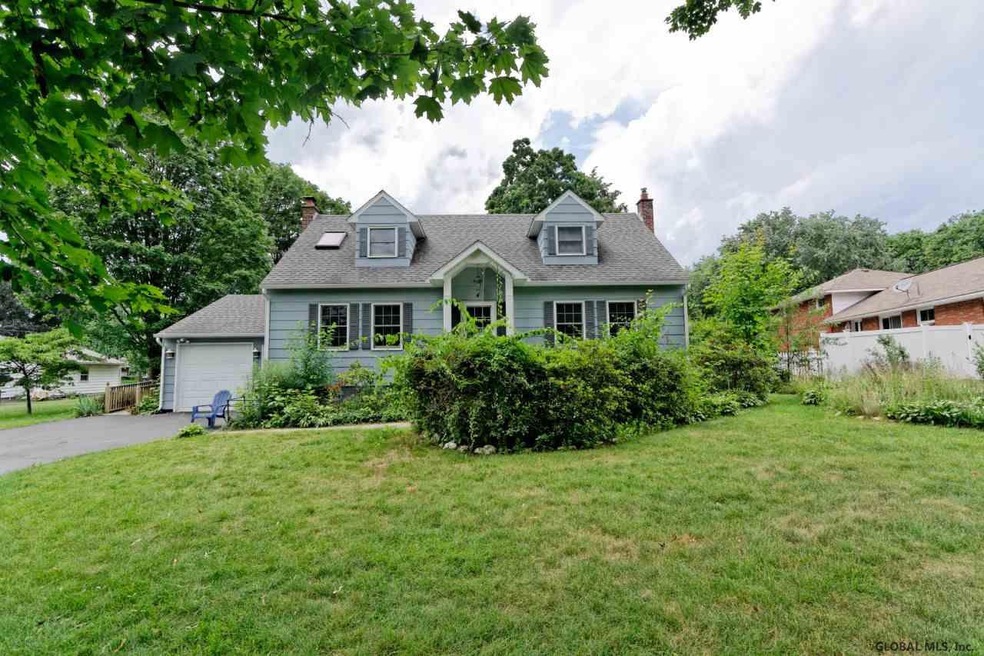 4 Toll Ln, Albany, NY 12203 - photo 1