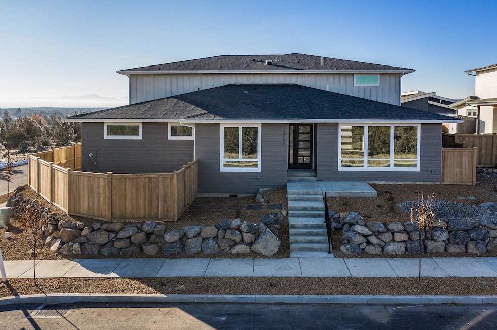 3781 SW 43rd St, Redmond, OR 97756 - photo 1