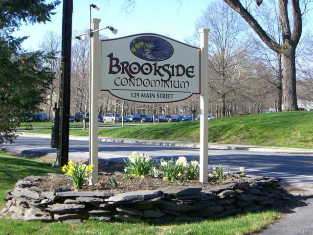 129 Main St unit D9, Cornwall, NY 12518 - photo 1