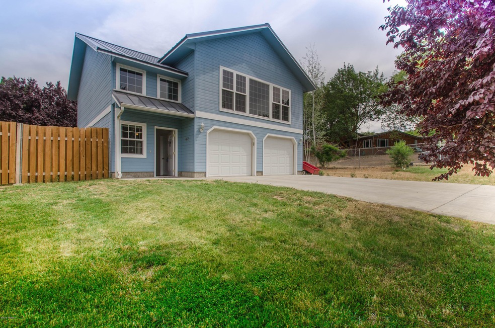 MOVE IN READY! 497 N. 33rd Street