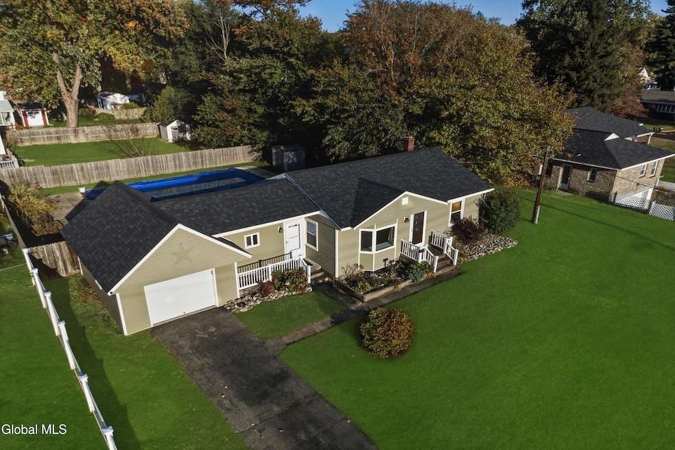 Pending $250,000 • Co-Listing Agent