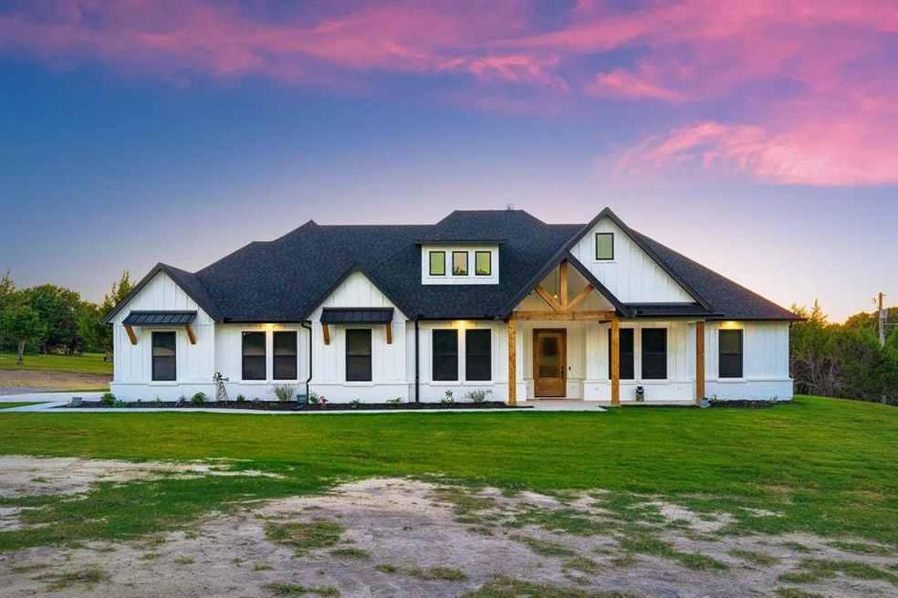 885 Old Decatur Rd, Decatur, TX 76234 - photo 1