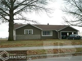 1215 S 13th Ave E, Newton, IA 50208 - photo 1
