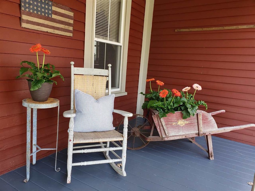 404 Buck St, Pembroke, NH 03275 - photo 1