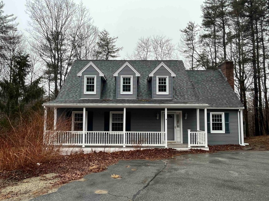 4 Goulds Hill Rd, Newton, NH 03858 - photo 1