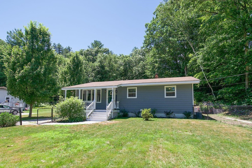 9 Bear Hill Rd, Newton, NH 03858 - photo 1