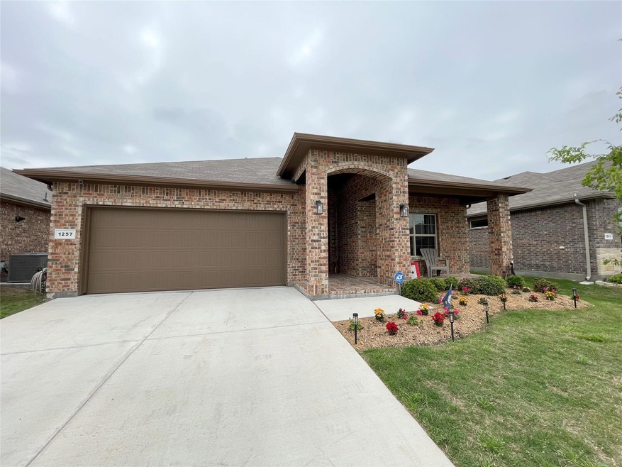 1257 Presidio Ln, Weatherford, TX 76087 - photo 1