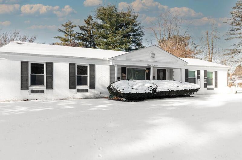 909 Critchfield Rd, Columbus, OH 43213 - photo 1