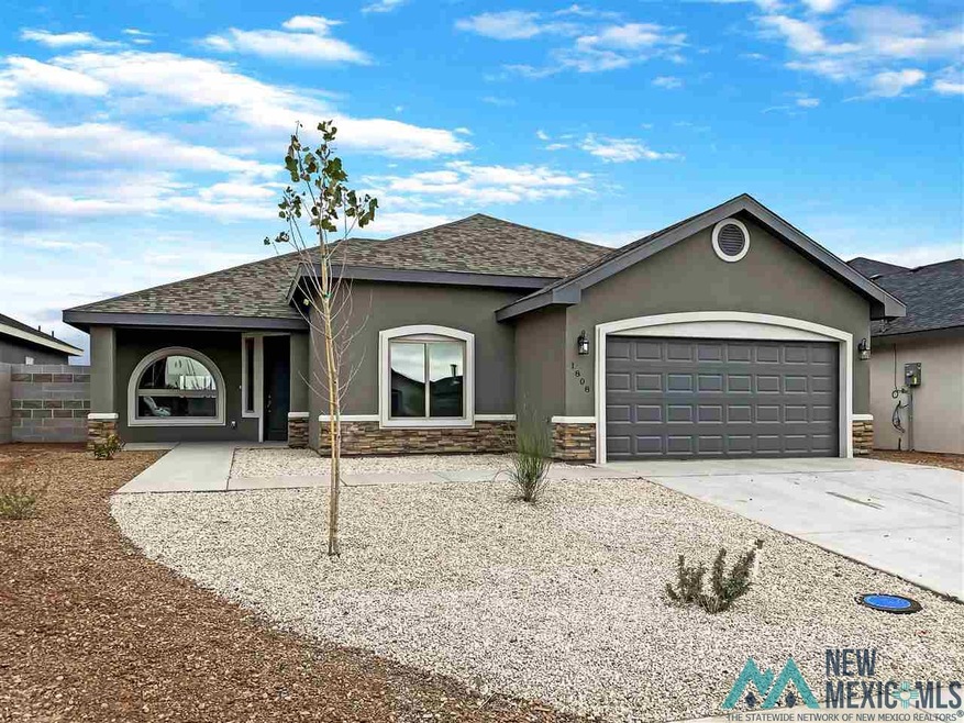 1808 N Homestead Dr, Hobbs, NM 88240 - photo 1