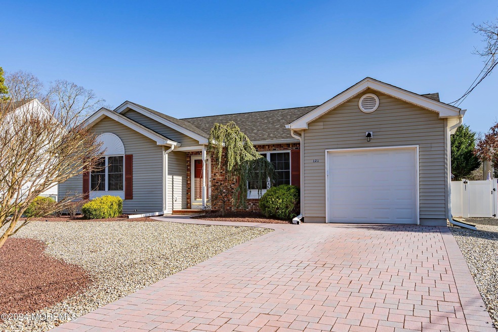 121 Inboard Ave, Manahawkin, NJ 08050 - photo 1