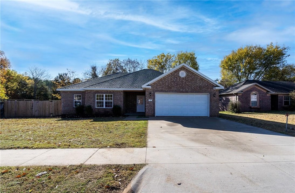 327 Hidden Creek Place, West Fork, AR 72774 - photo 1