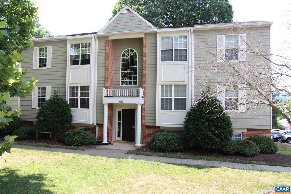 1272 Villa Ln unit B, Charlottesville, VA 22903 - photo 1