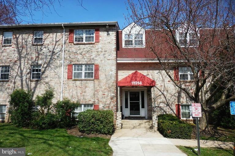 11914 Tarragon Rd unit J, Reisterstown, MD 21136 - photo 1