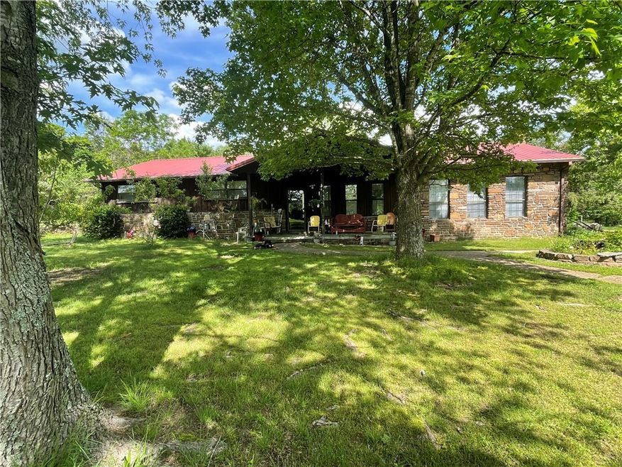 11272 Colcleasure Rd, Fayetteville, AR 72701 - photo 1