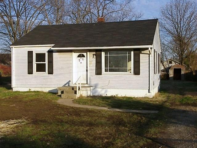 2133 Highland St, Middletown, OH 45044 - photo 1