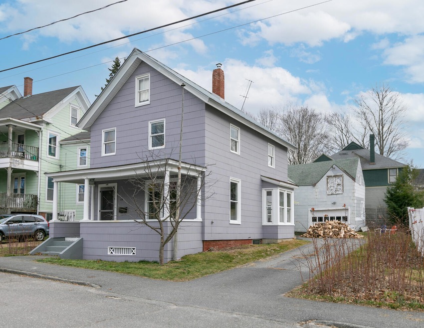 25 Cushing St Brunswick ME-large-001-047