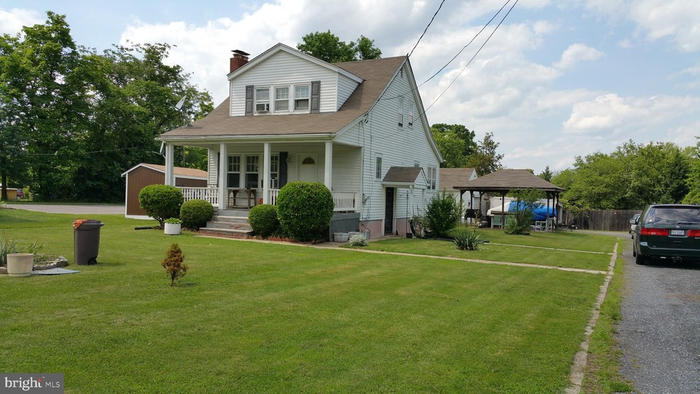 5516 Walker Mill Rd, Capitol Heights, MD 20743 - photo 1