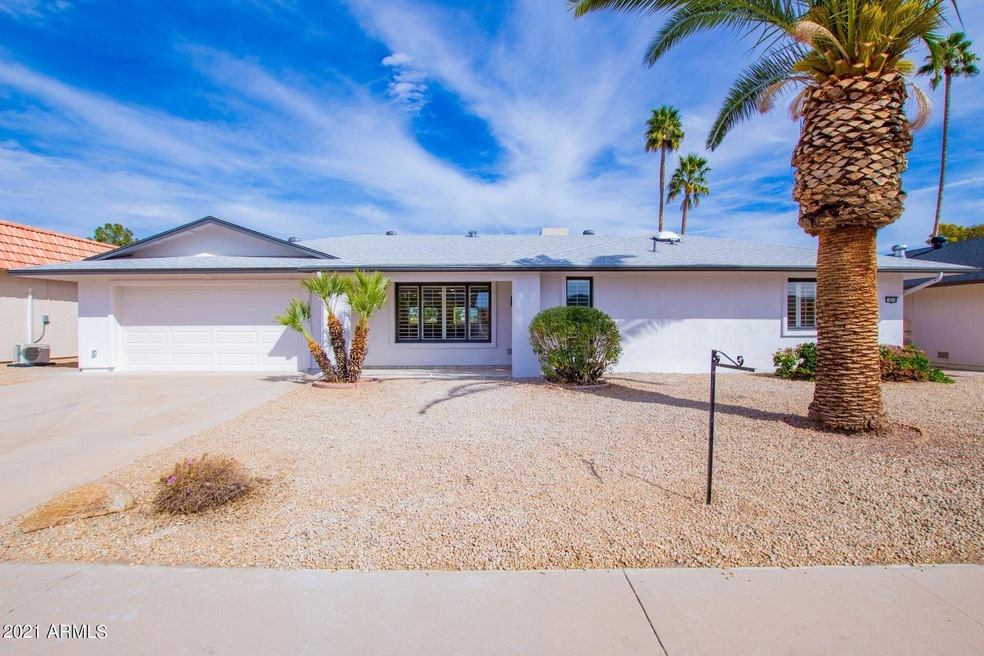 9518 W Lindgren Ave, Sun City, AZ 85373 - photo 1