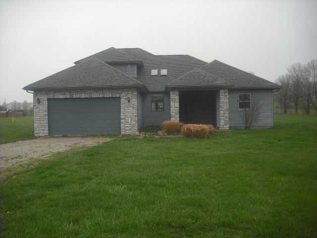 7120 Tarlton Rd, Circleville, OH 43113 - photo 1