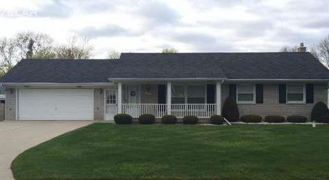 1438 Williamsburg Rd, Flint, MI 48507 - photo 1