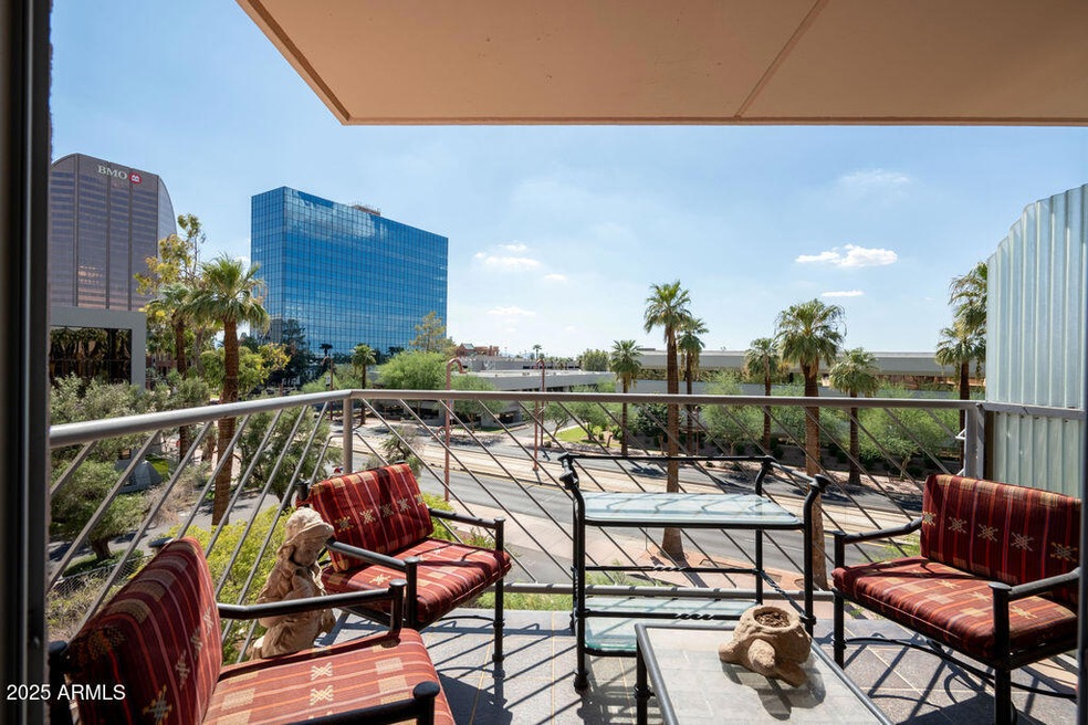 Phoenix Towers unit 4-E, Phoenix, AZ 85004 - photo 1