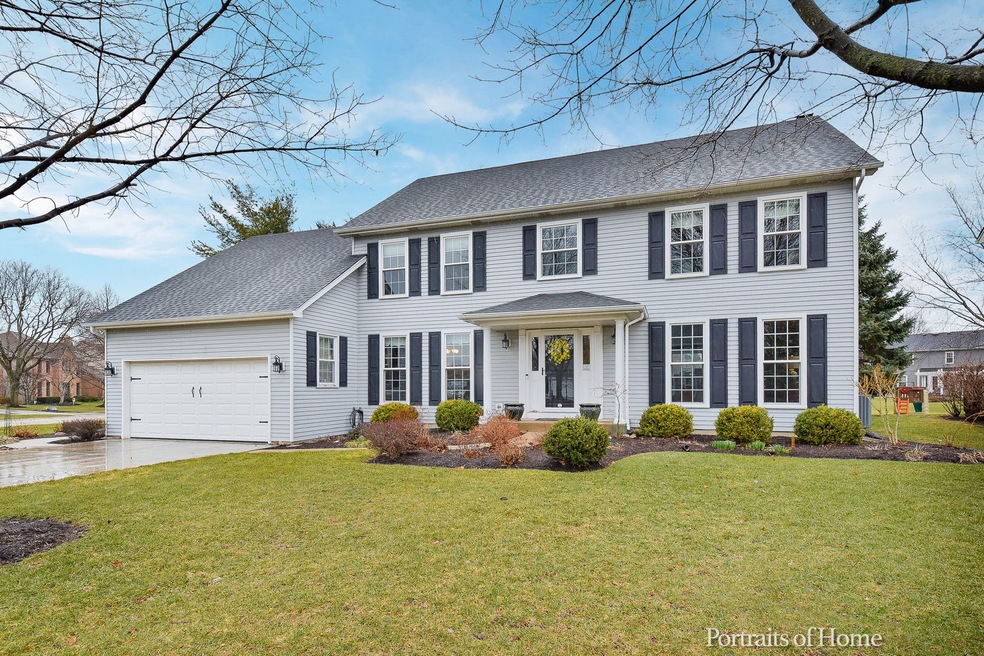 1675 Rosebud Ct, Wheaton, IL 60189 - photo 1