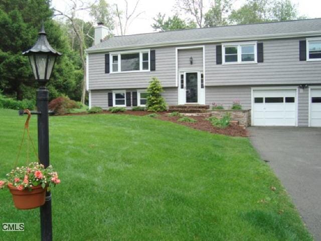 18 Beverly Rd, Trumbull, CT 06611 - photo 1