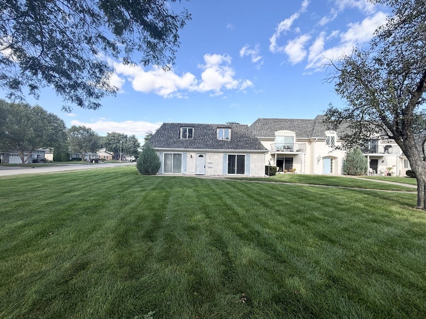 1912 32nd St, Columbus, NE 68601 - photo 1