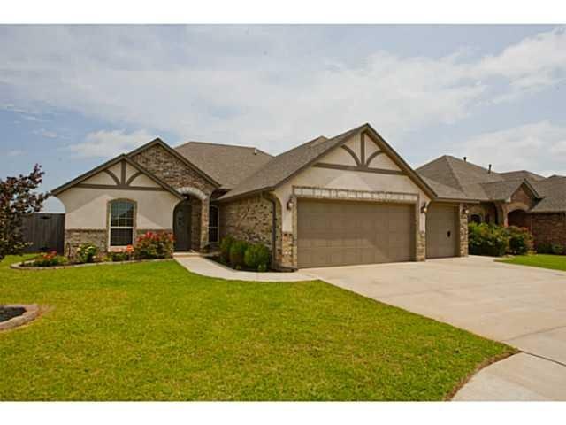 Exterior Front. View 1 - Beautiful curb appeal, br