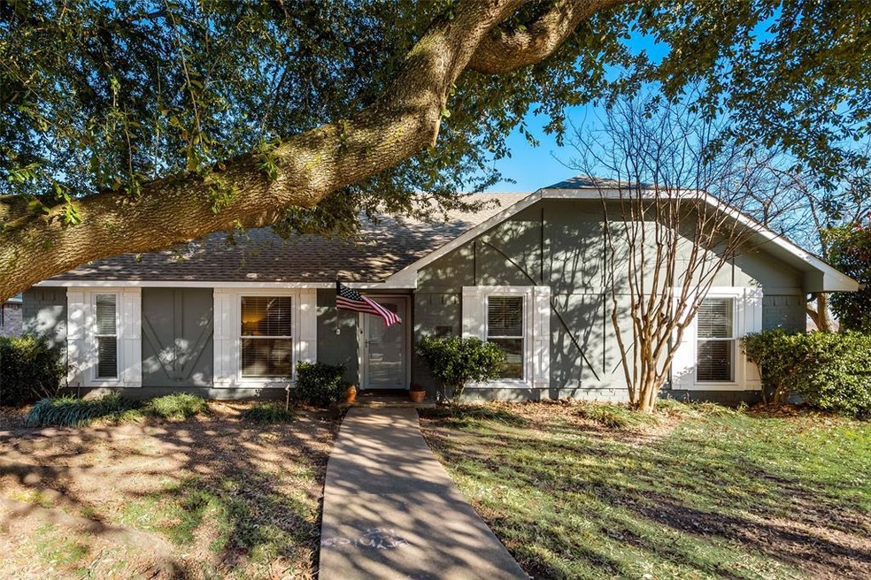 515 Woodhollow Dr, Wylie, TX 75098 - photo 1