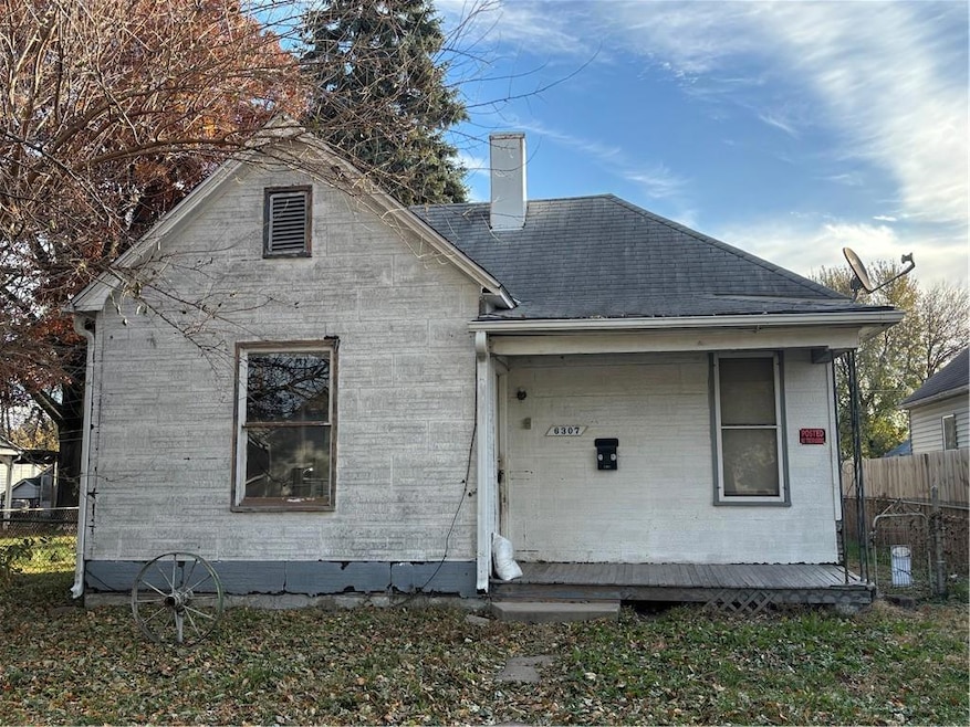6307 Sherman St, Saint Joseph, MO 64504 - photo 1
