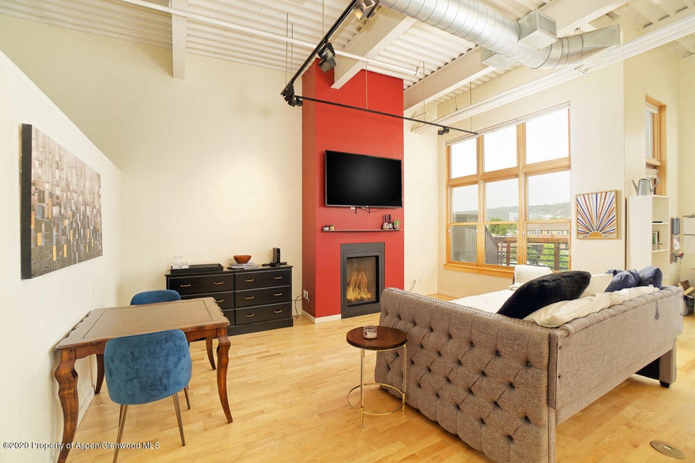 213Robinson#324_WEB_20091603