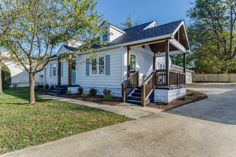 609 S Brittain St, Shelbyville, TN 37160 - photo 1