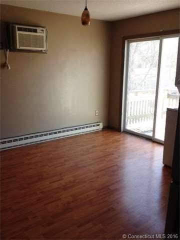 172 Boston Post Rd unit . A, East Lyme, CT 06333 - photo 1