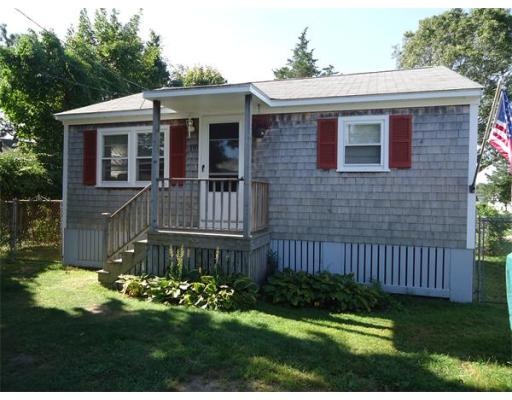 18 Centre Dr unit 1, Mattapoisett, MA 02739 - photo 1