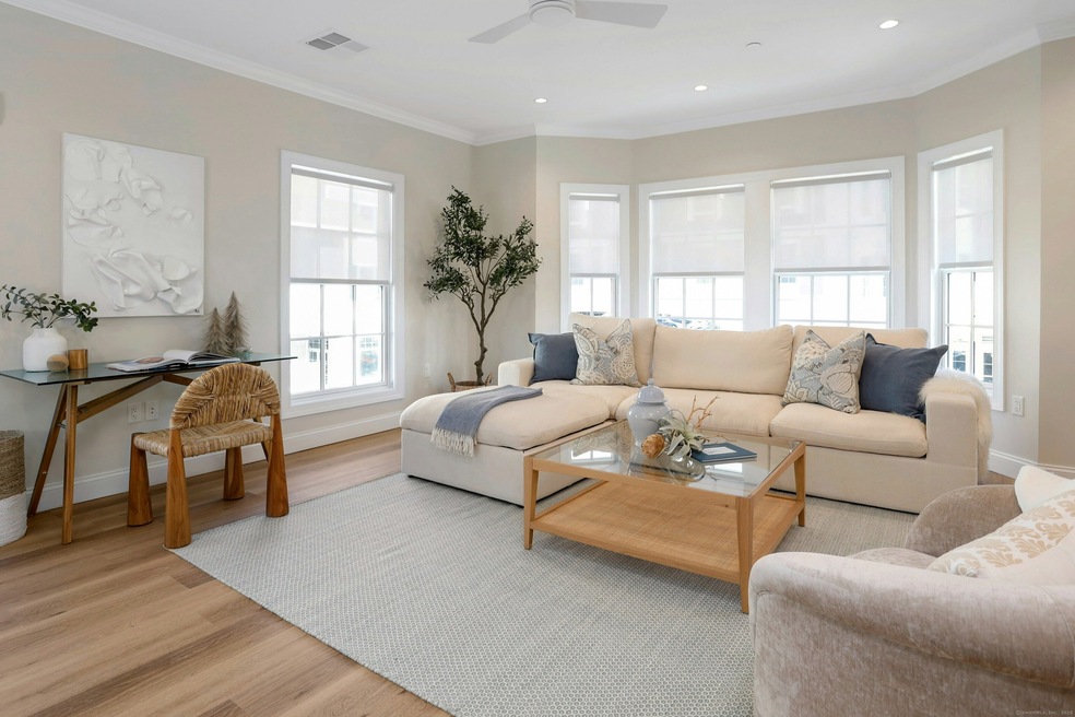 340 Heights Rd unit 209, Darien, CT 06820 - photo 1