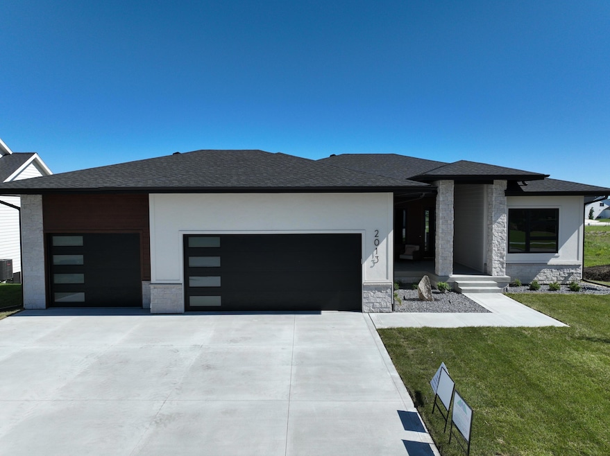 Sold $860,000 • Co-Listing Agent