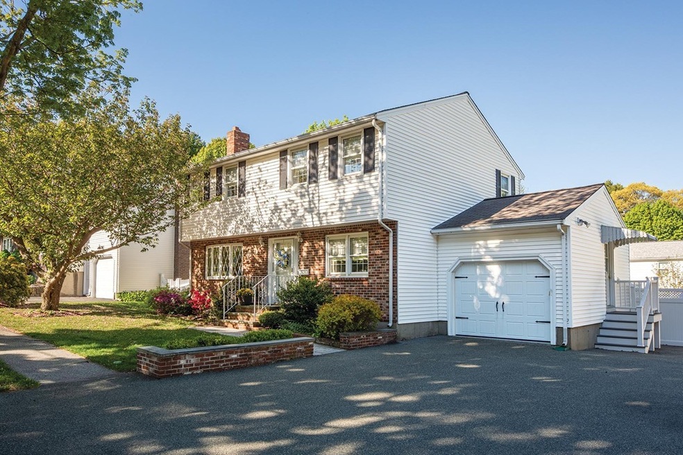 114 Huntington Rd, Milton, MA 02186 - photo 1