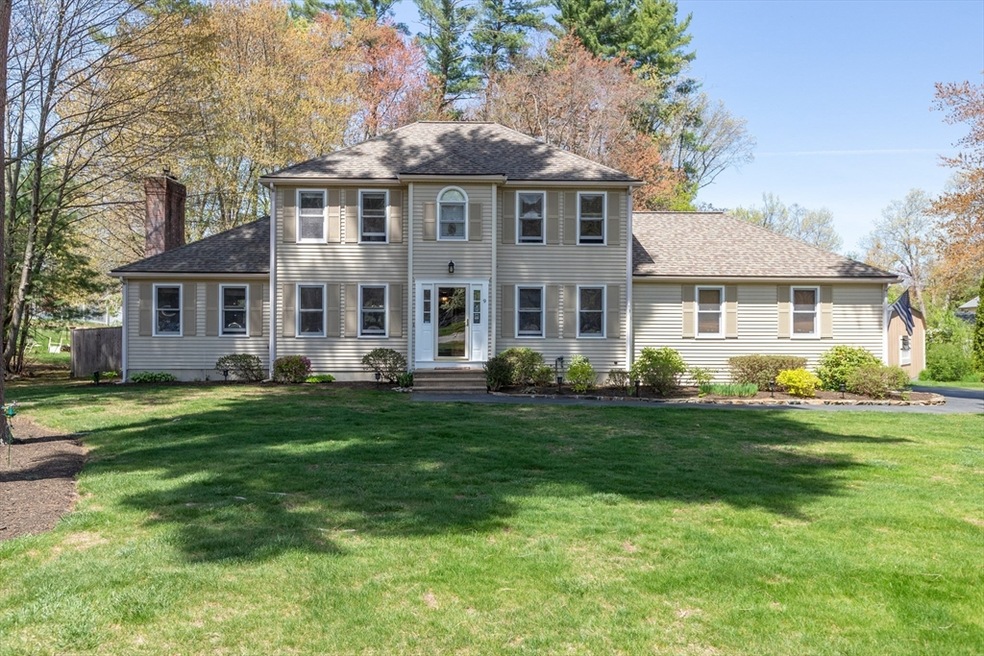 9 Darling Way, Douglas, MA 01516 - photo 1