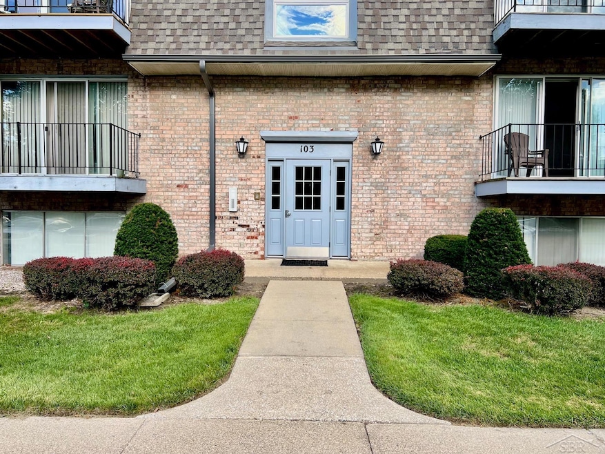 103 Provincial Ct unit 30, Saginaw, MI 48638 - photo 1